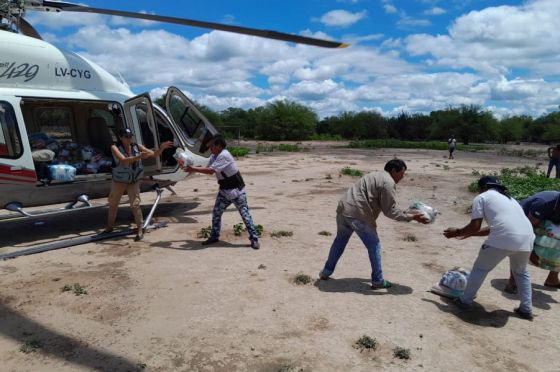 La Provincia continúa con la asistencia aérea a comunidades en el Norte