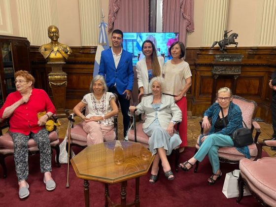 Reconocimiento a Abuelas de Plaza de Mayo