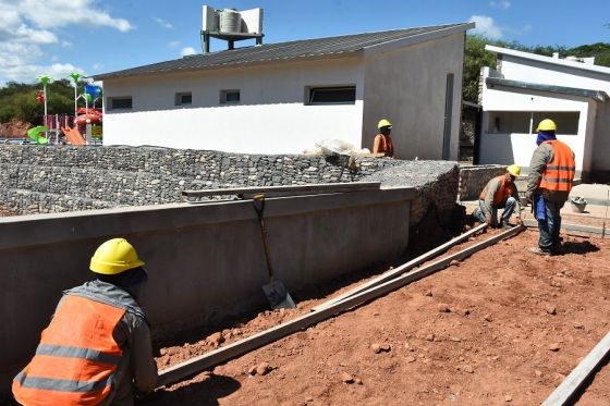 Avance del 50% en las obras de la primera etapa del dique Cabra Corral