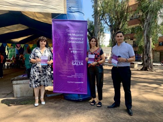 Violencia de género: asesoran a mujeres y diversidades en el parque San Martín