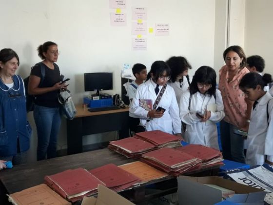 Estudiantes de la Escuela Albarracín visitaron y se interiorizaron sobre el Archivo Provincial de la Memoria