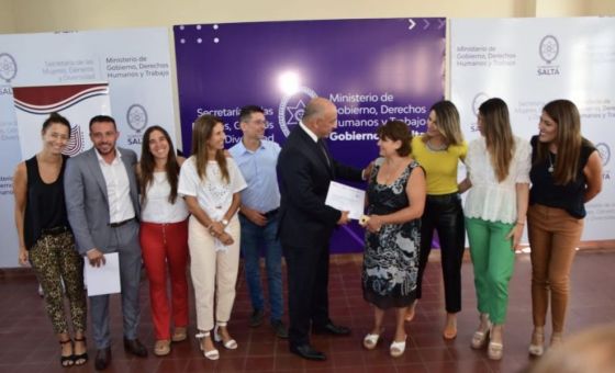 Recibieron sus certificados en programación 150 mujeres y diversidades