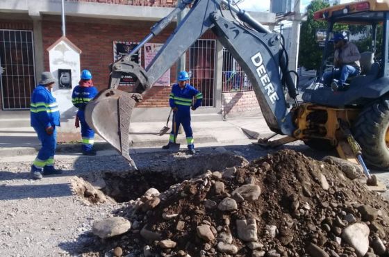 Aguas del Norte optimiza la prestación del servicio en barrio El Huaico