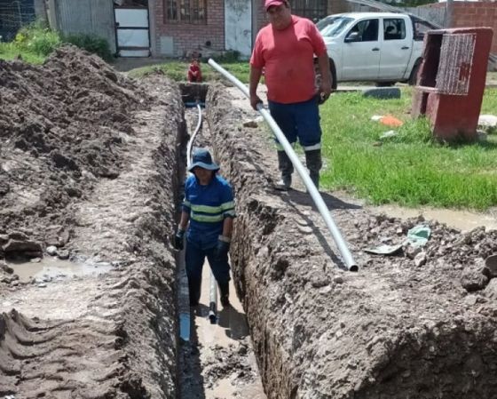 Aguas del Norte realizó obras que optimizaron el servicio en barrio Santa Rita