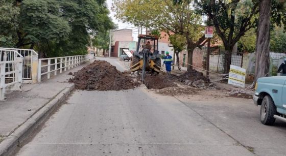 La empresa Aguas del Norte realizó recambio de cañerías de cloaca en calle Coronel Vidt