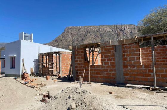 El IPV construye nuevas viviendas en el barrio cafayateño Finca El Socorro II