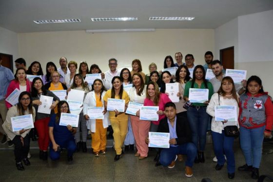 Egresaron 35 profesionales de una diplomatura en Gestión de Servicios de Salud