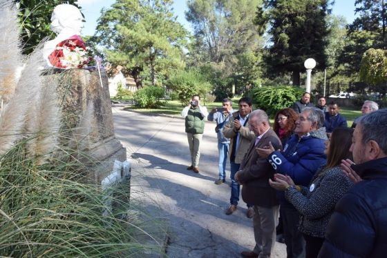 Mujeres Sindicalistas conmemoraron a Eva Duarte de Perón en su natalicio