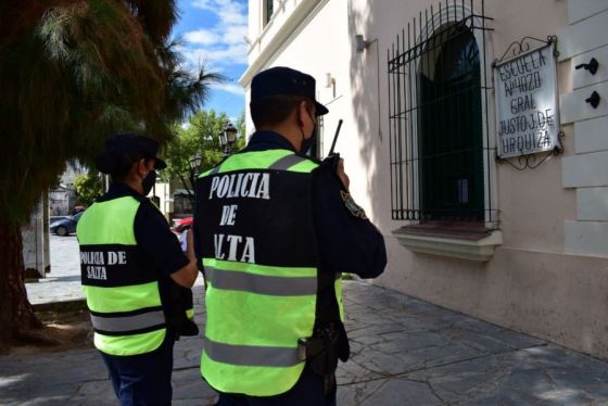 La Policía de Salta controla el cumplimiento de la veda electoral