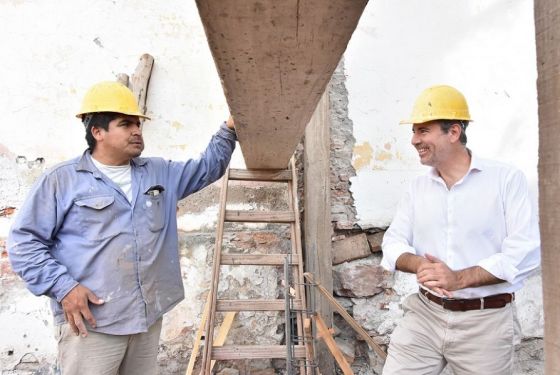 Villamayor recorrió las obras que se realizan en la Universidad Abierta de la Tercera Edad