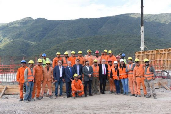 El presidente Fernández y el gobernador Sáenz recorrieron dos importantes obras de la ciudad