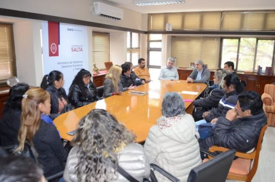 Hoy el personal de maestranza retornará a trabajar en las escuelas