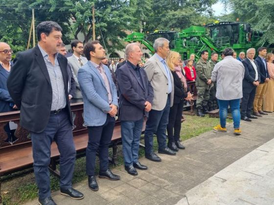 El vicegobernador acompañó el inicio de zafra en la localidad de El Tabacal