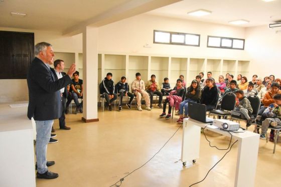 Semana del Ambiente: jóvenes y adultos reflexionaron sobre la necesidad de realizar pequeños cambios cotidianos