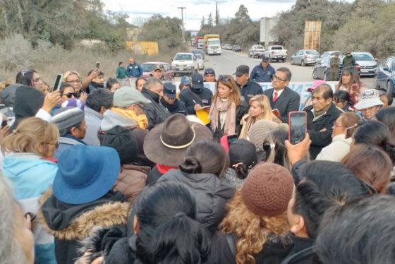 Funcionarias provinciales se reunieron con autoconvocados en Campo Quijano