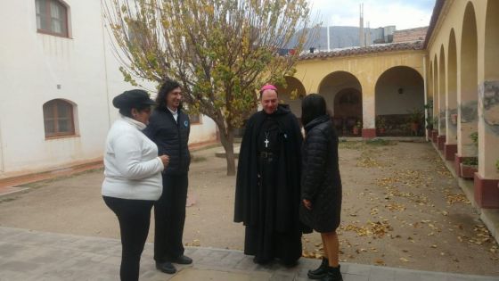 La ministra Vargas recorrió el Hogar de Ancianos Padre Ismael Sueldo