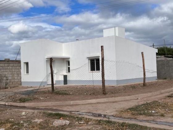 Detalles finales en la obra de 26 casas en Rosario de Lerma