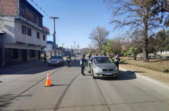 Durante el fin de semana la Policía infraccionó a más de 1700 conductores