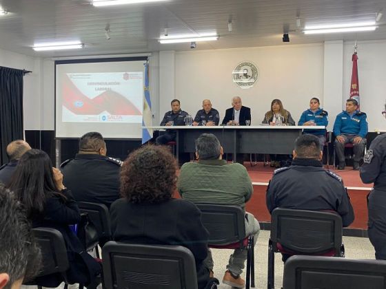 Pasivos de las fuerzas de seguridad y activos próximos a retiro recibirán asesoramiento previsional en el interior provincial