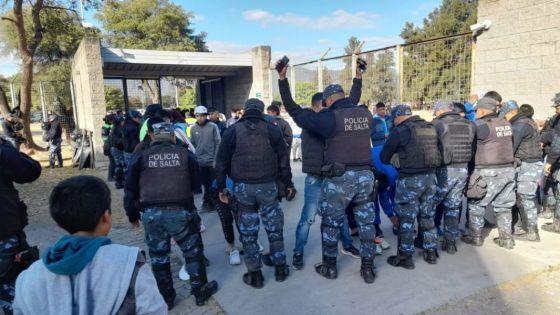 Se reforzaron los controles preventivos para evitar el ingreso de violentos a los estadios de fútbol