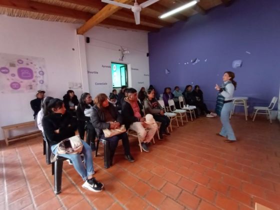 A través de la Escuela Pública de Emprendedores, 30 vecinos de Cachi recibieron sus certificados