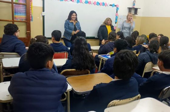 Taller de sensibilización sobre prevención de violencia para estudiantes de nivel secundario