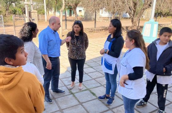 La Escuela Albergue  N° 4433 de Palomitas recibió kits de útiles, ropa, módulos alimentarios y elementos de limpieza