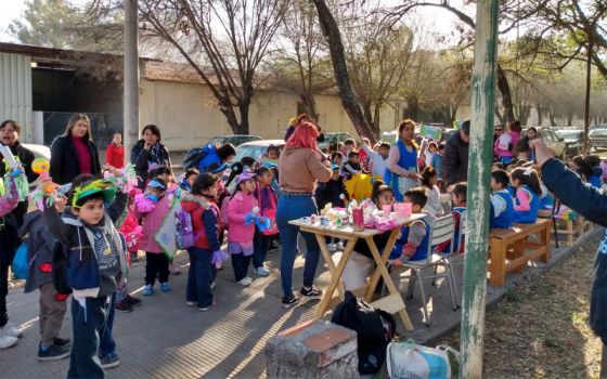 Se realizó una feria de artesanías en el hospital Miguel Ragone