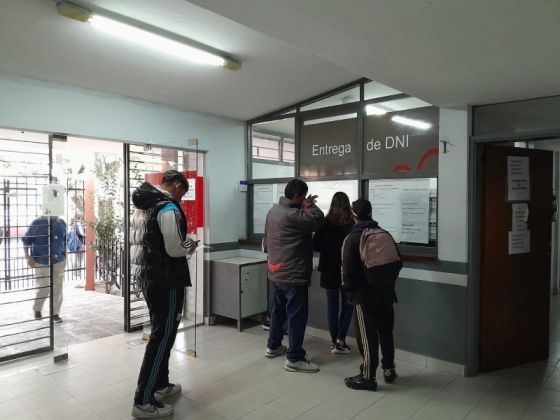 Se retiró solo un 10 % de los ejemplares de DNI en el Registro Civil