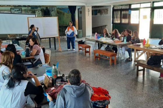 Más de 100 docentes del Plan de Escuelas Abiertas son formados en gestión de riesgos ante emergencias