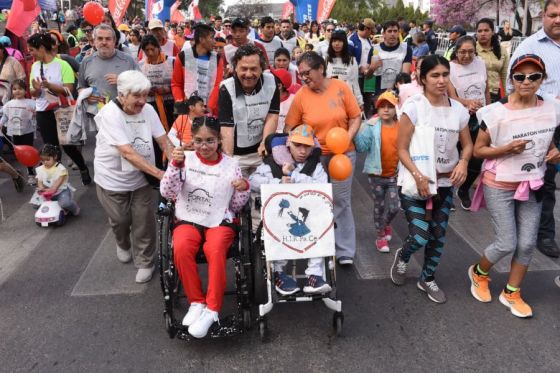 “Hirpace somos todos”, dijo Sáenz en la 33° edición de la tradicional maratón solidaria