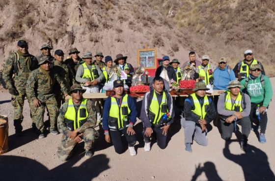 Penitenciarios brindan asistencia y acompañamiento a los peregrinos de Brealito