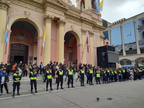 Intenso operativo de seguridad ante la masiva llegada de peregrinos por el Milagro