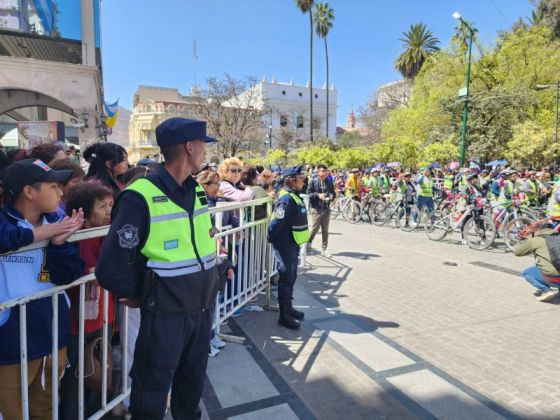 Intenso trabajo de seguridad por la Procesión en Honor al Señor y a la Virgen del Milagro