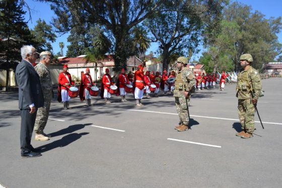 El ministro Domínguez participó del acto por un nuevo aniversario de la V Brigada de Montaña del Ejército Argentino