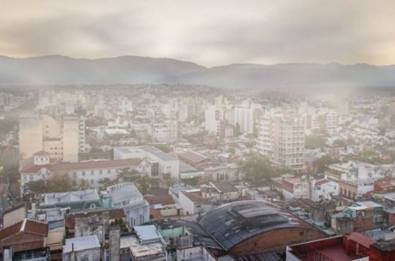 El humo de incendios forestales puede afectar la salud de las personas