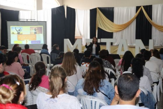 Escuela Pública de Emprendedores: 110 egresados en Metán y El Galpón