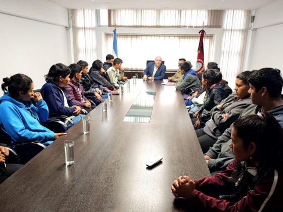 Destacan el desempeño de estudiantes y docentes de secundarios rurales mediados por tecnologías