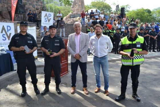 Entrega de recursos operativos en la Jornada Preventiva de Seguridad Vial para motociclistas