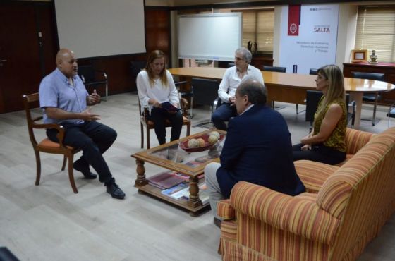 Una iglesia evangélica de barrio Democracia recibió su Registro Nacional de Culto