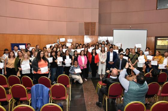 Un total de 250 agentes de primera línea de atención se certificaron en Cuidados Alternativos de Niñas, Niños y Adolescentes