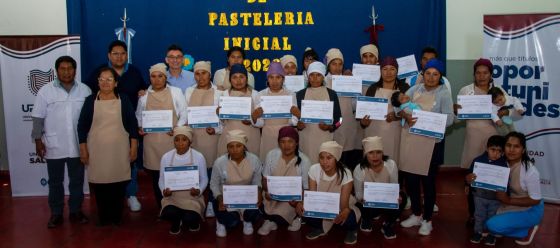 UPATecO entregó en el paraje Cobres de La Poma certificados del Curso Universitario de Pastelería