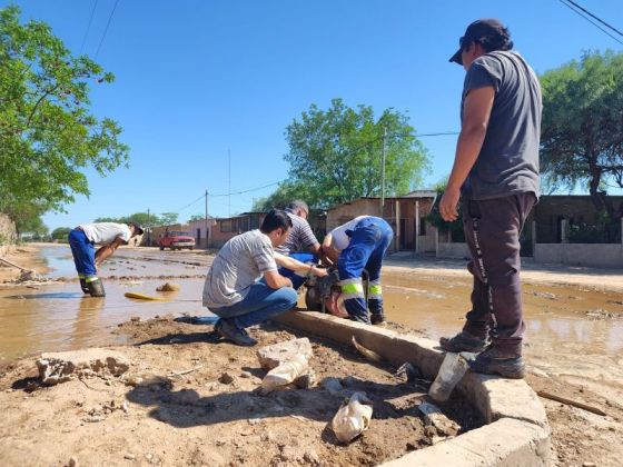 Asuntos Indígenas junto a Atlas trabajan en mejorar el acceso al agua segura