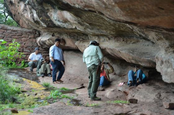 Verificaron el estado de conservación de las pinturas rupestres en Guachipas