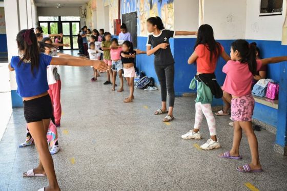 En vacaciones de verano la Provincia brinda contención educativa, social y nutricional