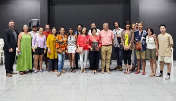 Año nuevo chino: Artistas locales protagonizaron un intercambio cultural con miembros la compañía “Sichuan Opera Performance”