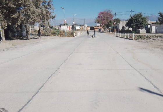 Pavimentación en barrio Los Álamos de Cerrillos