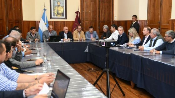 “No pedimos un crédito para endeudar a la Provincia, sino para reprogramar la deuda que ya tenemos”