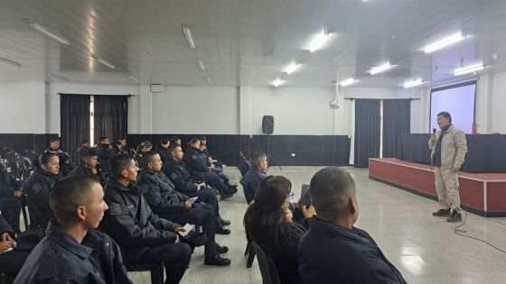 Policías de Salta fueron capacitados sobre asistencia a personas con TEA