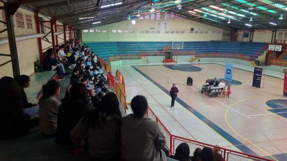 La Agencia Antidrogas concientizó a más de 300 estudiantes de Metán